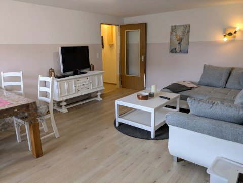 wohnzimmer_03.jpg
